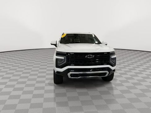 Certified 2025 Chevrolet Tahoe 4WD image 3