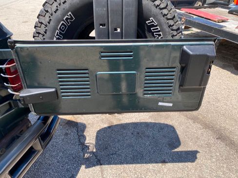 Used 2004 Jeep Wrangler X w/ Wheel Plus Group AWD/4WD image 37