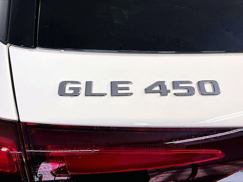 New 2026 Mercedes-Benz GLE 450 4MATIC image 6