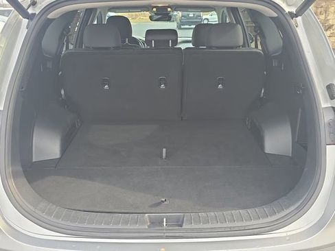 Used 2023 Hyundai Santa Fe SEL image 12