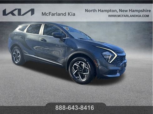 Used 2023 Kia Sportage LX image 9