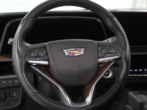 Certified 2023 Cadillac Escalade Premium Luxury Platinum image 9