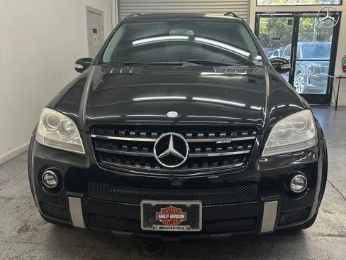 Used 2008 Mercedes-Benz ML 63 AMG 4MATIC image 2