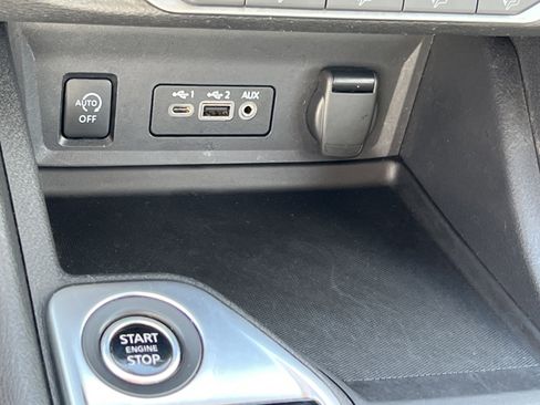 Used 2024 Nissan Sentra SV image 33