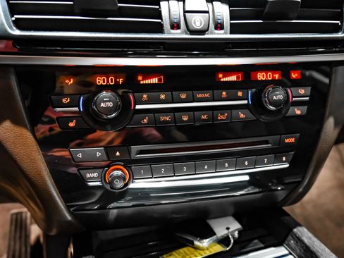 Used 2016 BMW X5 xDrive50i image 19