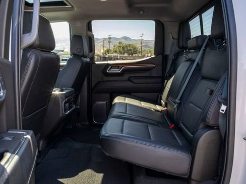 Used 2023 GMC Sierra 1500 Denali AWD/4WD image 8