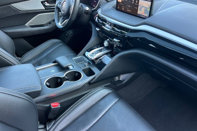 Used 2023 Acura MDX w/ Technology Package FWD image 19