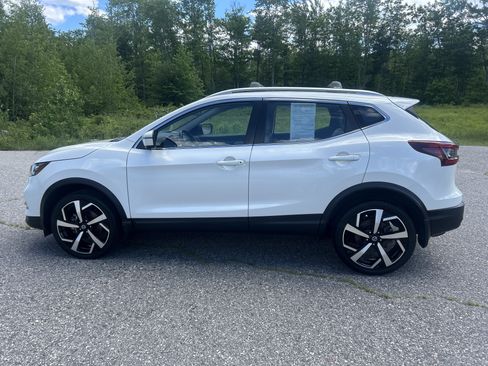 Certified 2022 Nissan Rogue Sport SL AWD/4WD image 8