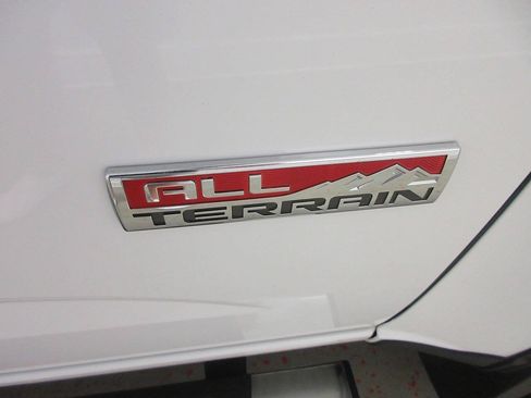 Used 2018 GMC Canyon All Terrain w/ Trailering Package AWD/4WD image 40