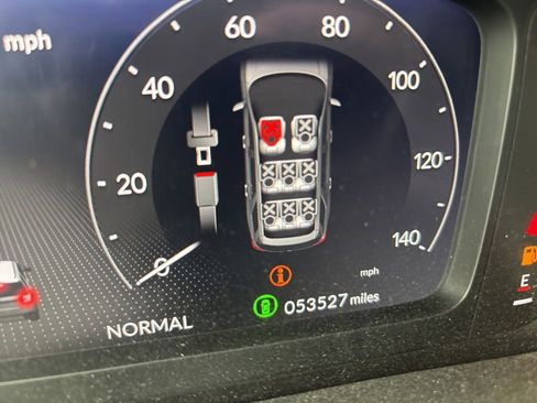 Used 2023 Honda Pilot Elite image 14
