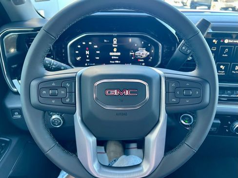 New 2026 GMC Sierra 1500 Elevation image 15