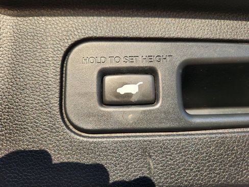 Used 2023 Honda Pilot Elite image 34