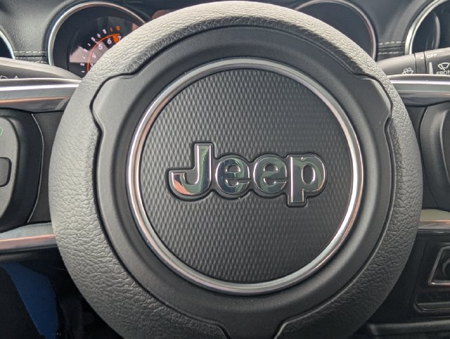 Used 2021 Jeep Gladiator Overland w/ Popular Equipment Package AWD/4WD image 21