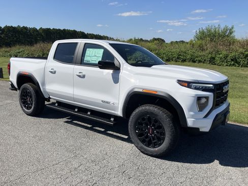 New 2026 GMC Canyon Elevation image 9