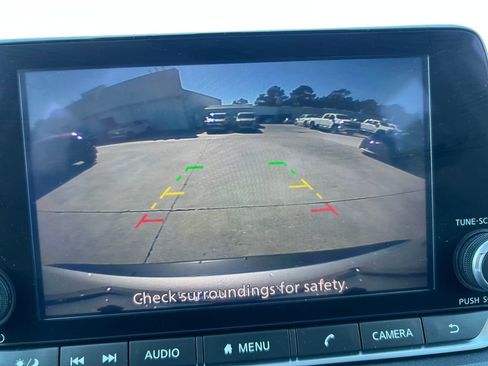 Certified 2023 Nissan Rogue SV image 24