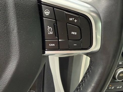 Used 2017 Land Rover Discovery Sport HSE image 20