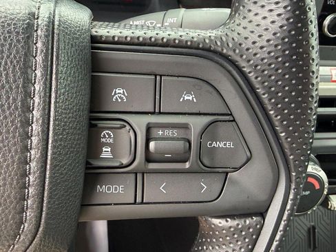 Certified 2026 Toyota Tacoma SR5 AWD/4WD image 20