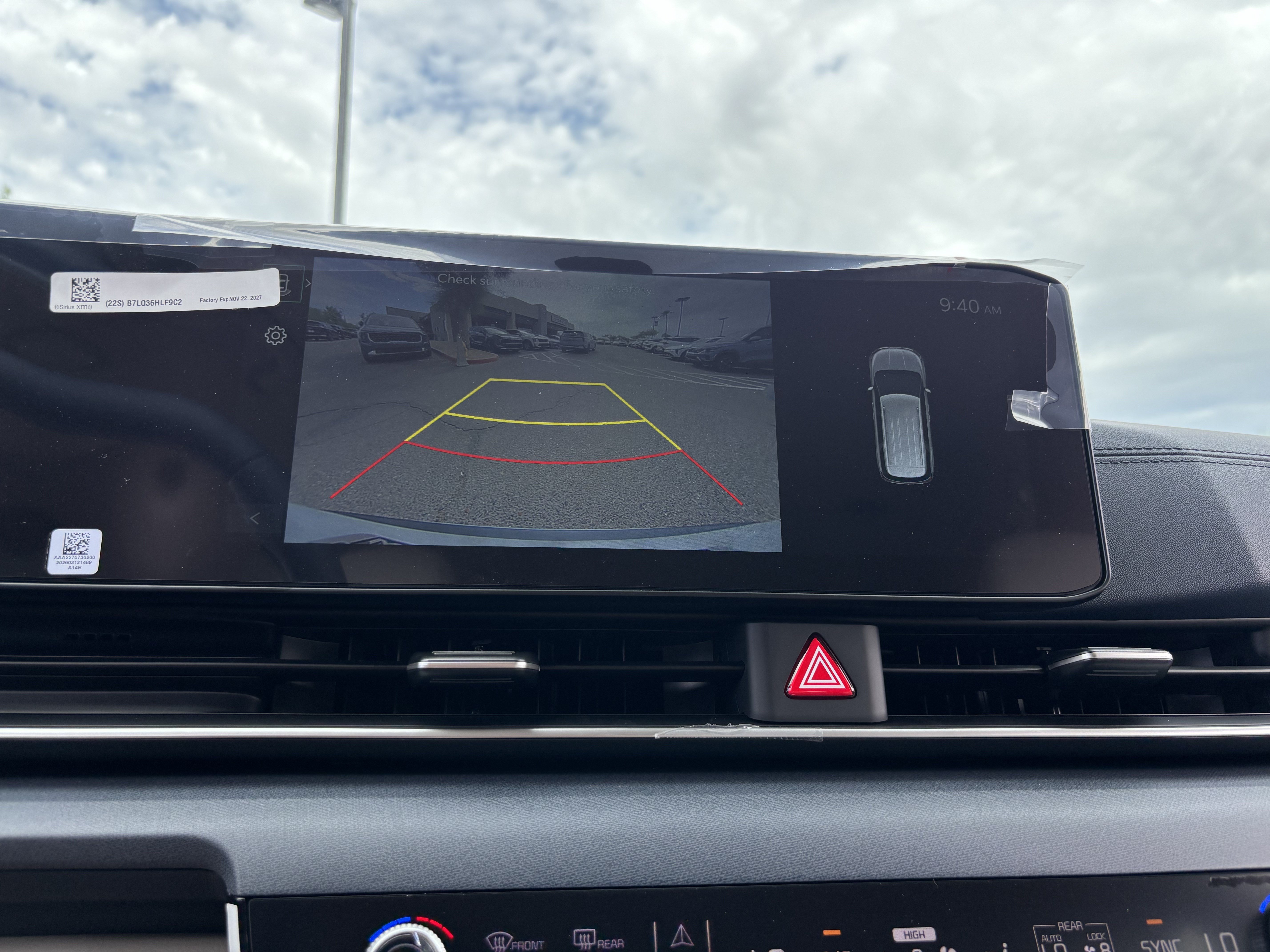 New 2026 Kia Carnival EX FWD image 22
