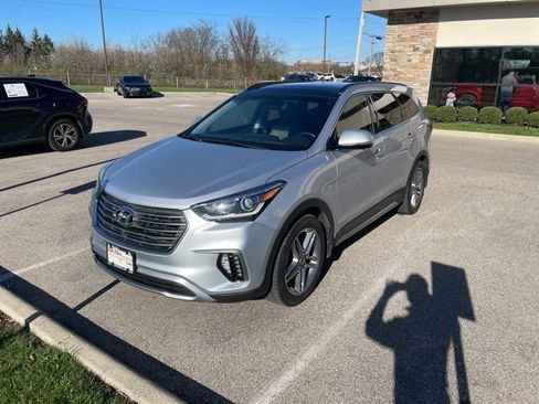 Used 2018 Hyundai Santa Fe Limited image 4