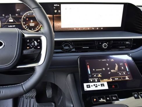 New 2026 INFINITI QX80 4WD w/ Sport Exterior Package image 11