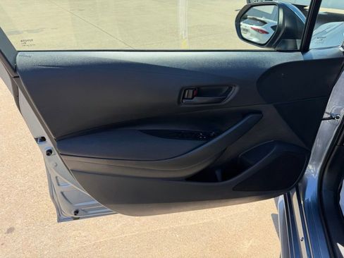 Certified 2025 Toyota Corolla LE w/ LE Premium Package FWD image 9
