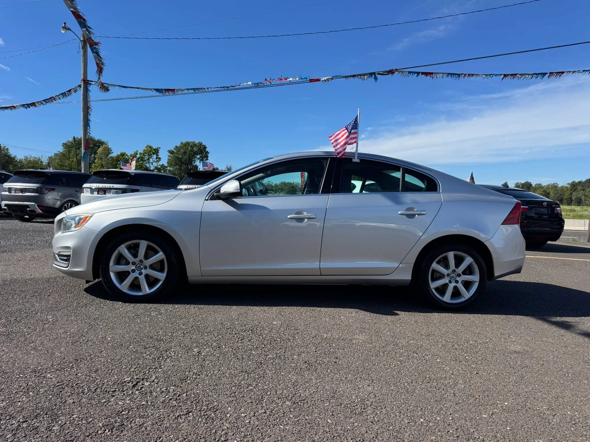 Used 2016 Volvo S60 T5 Premier w/ Convenience Package AWD/4WD image 3