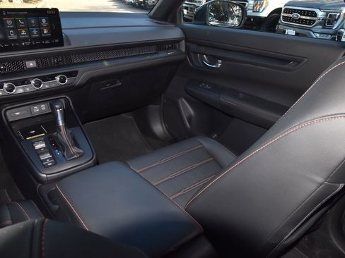 Used 2025 Honda CR-V Sport-L image 17