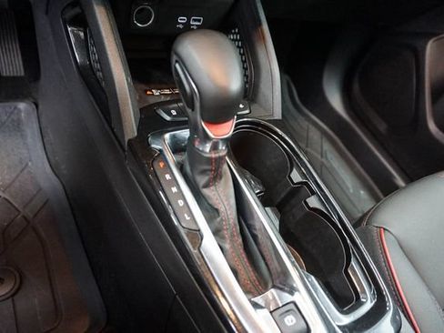 Used 2025 Chevrolet TrailBlazer RS w/ Convenience Package FWD image 19