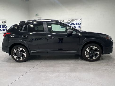 Used 2024 Subaru Crosstrek 2.5i Limited w/ Crosstrek Mirror Package AWD/4WD image 9