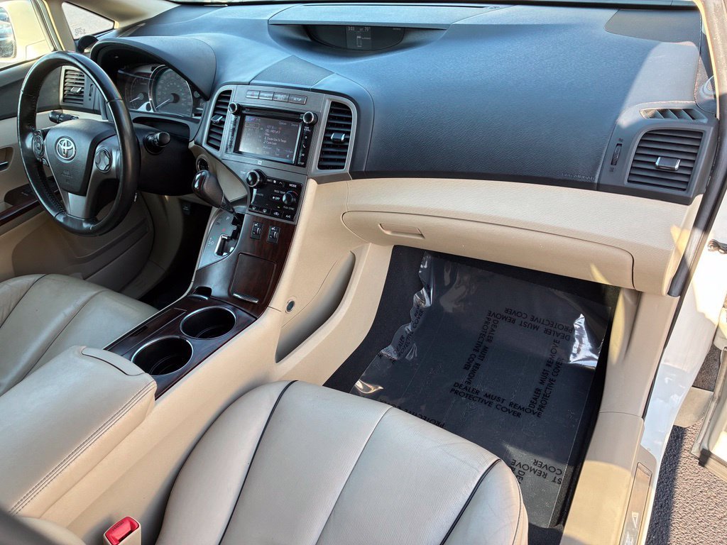 Used 2014 Toyota Venza XLE w/ XLE Premium Package FWD image 30