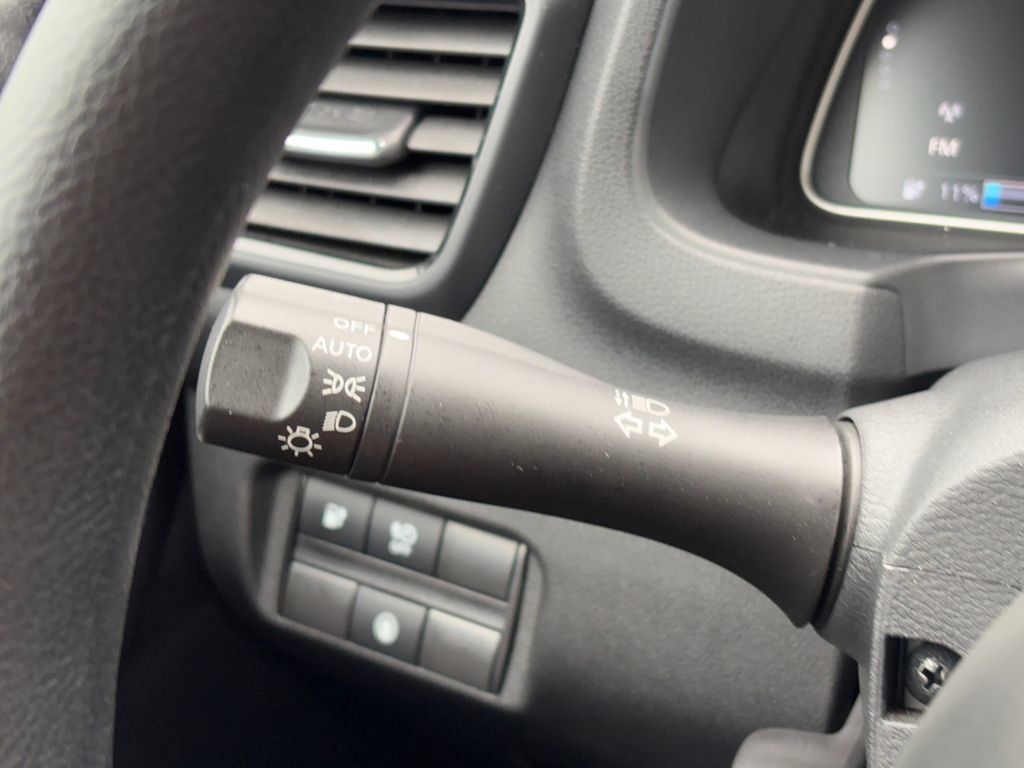 Used 2025 Nissan Leaf S FWD image 15