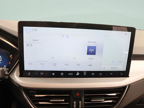 Used 2025 Ford Escape Platinum image 11