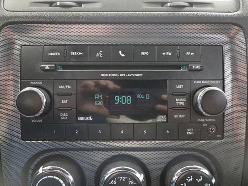 Used 2012 Dodge Challenger R/T image 14