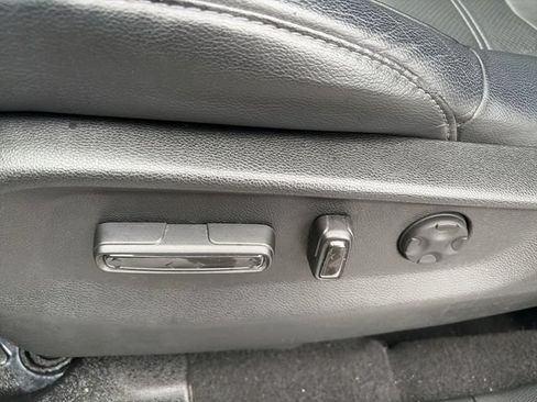 Used 2017 Honda CR-V EX-L image 12