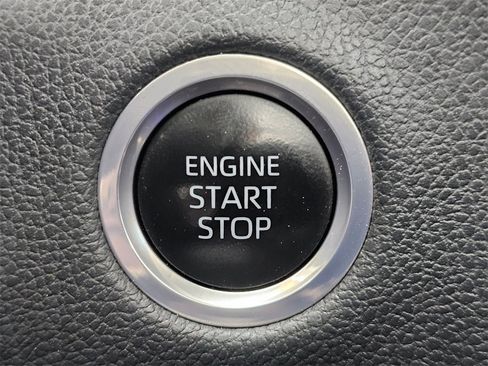 Used 2023 Toyota Tundra Limited image 27