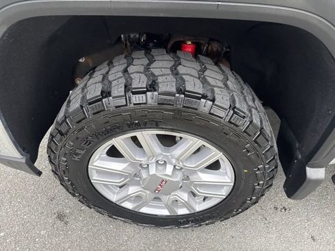 Used 2021 GMC Sierra 2500 SLT w/ SLT Premium Package AWD/4WD image 14