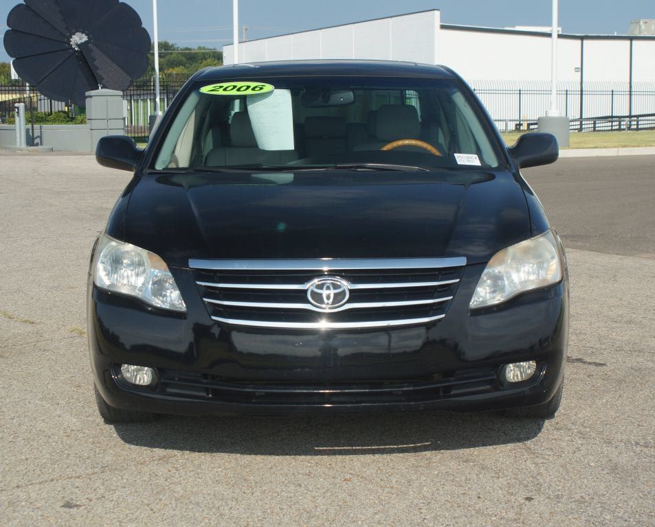 Used 2006 Toyota Avalon Limited FWD image 16