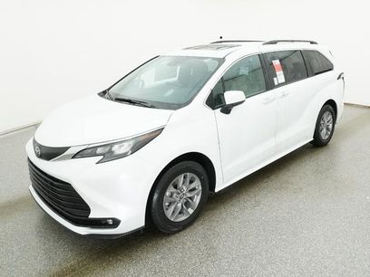 New 2026 Toyota Sienna XLE
