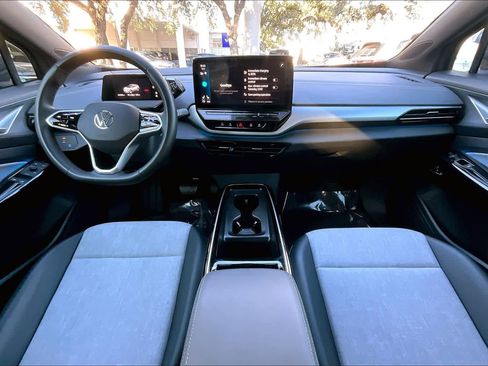 Used 2023 Volkswagen ID.4 Pro image 15