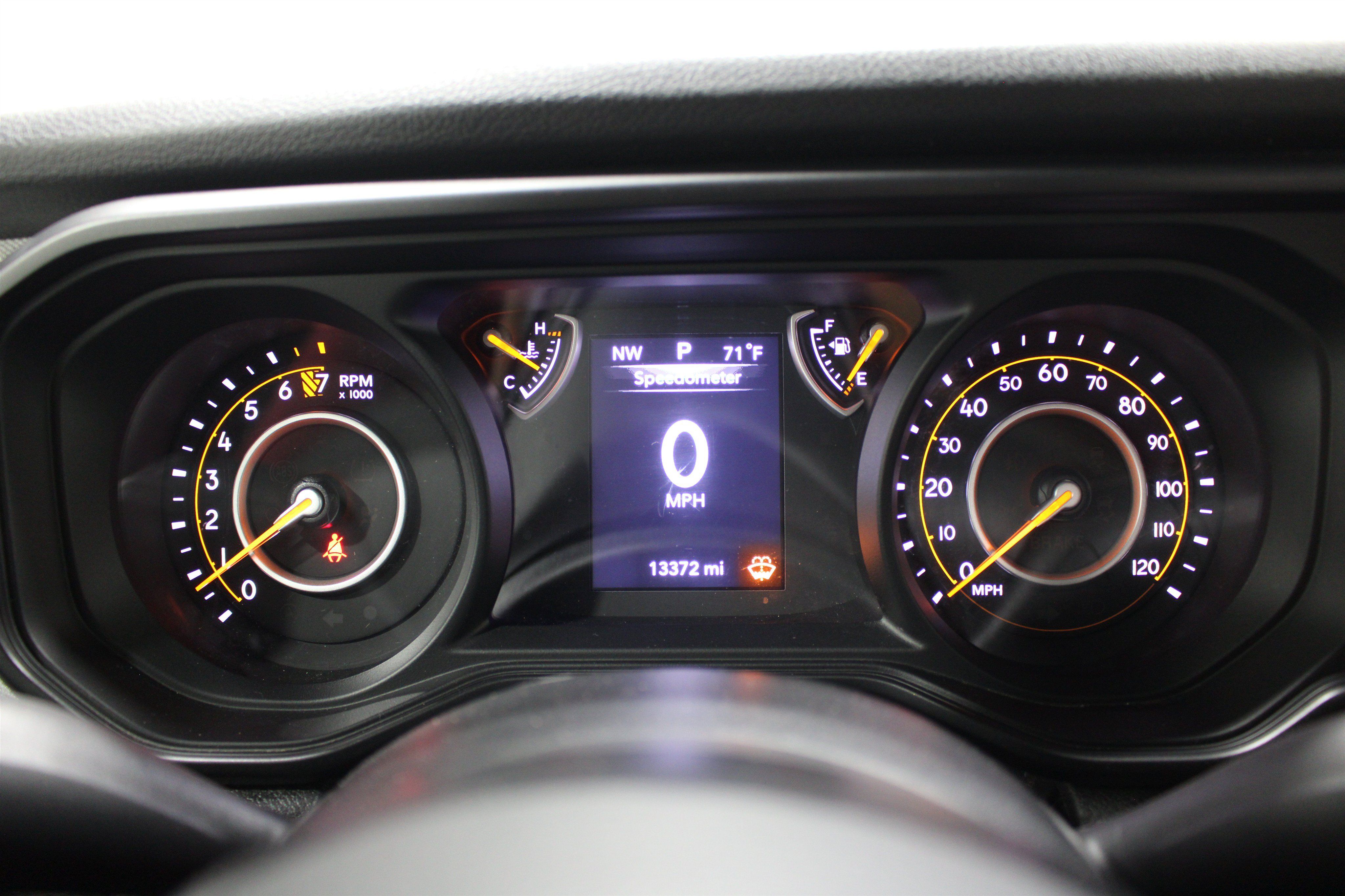 Used 2025 Jeep Gladiator Sport AWD/4WD image 14
