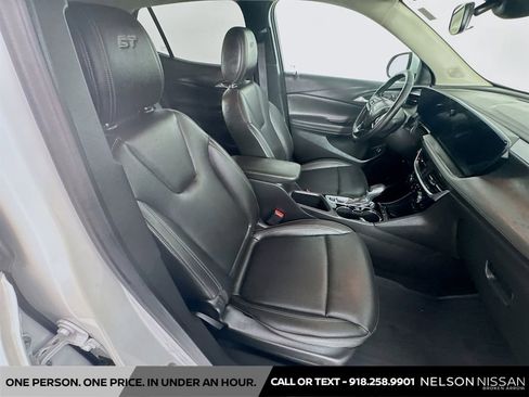 Used 2015 Nissan Rogue SV AWD/4WD image 26