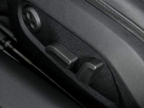 Used 2011 Audi R8 V8 AWD/4WD image 19