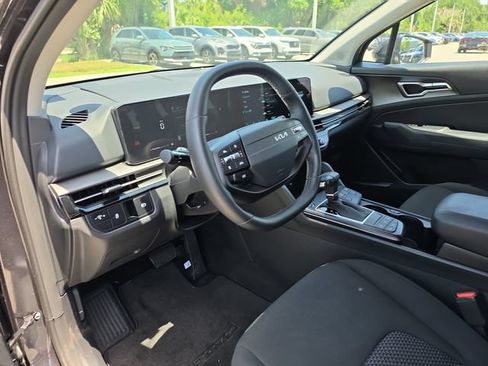 Certified 2026 Kia Sportage LX w/ LX Convenience Package FWD image 13