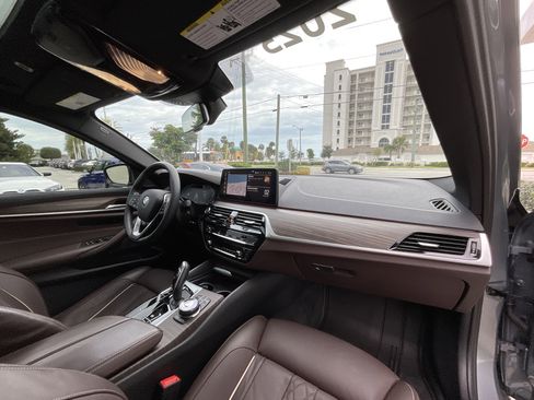 Certified 2023 BMW 540i w/ Executive Package image 20