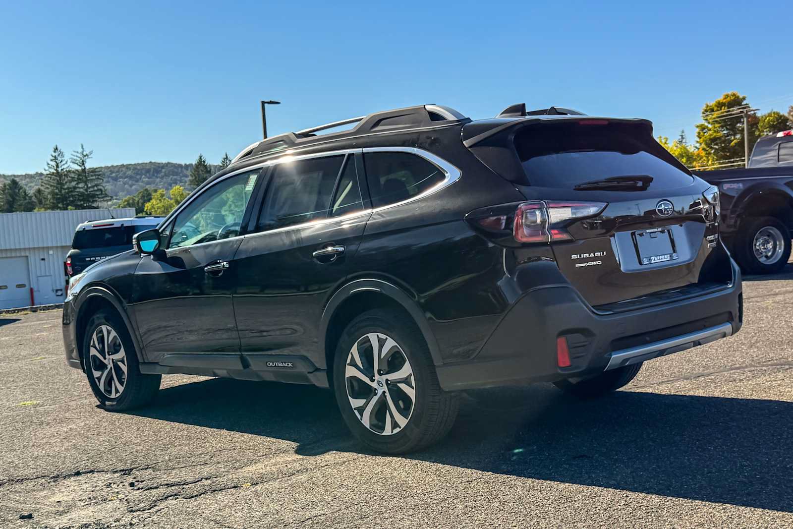 Certified 2022 Subaru Outback Touring AWD/4WD image 5
