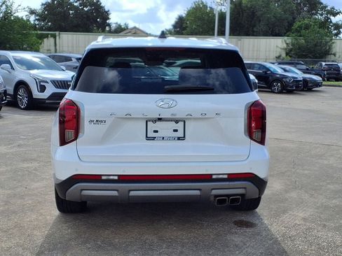 Used 2023 Hyundai Palisade Limited FWD image 8