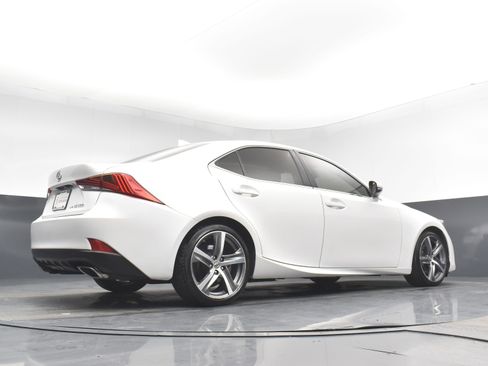 Used 2018 Lexus IS 300 AWD w/ Comfort Package image 21