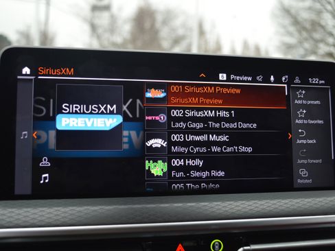 Certified 2025 BMW X4 M40i w/ Premium Package image 19