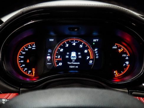 Used 2022 Dodge Durango SRT w/ Premium Interior Group image 38