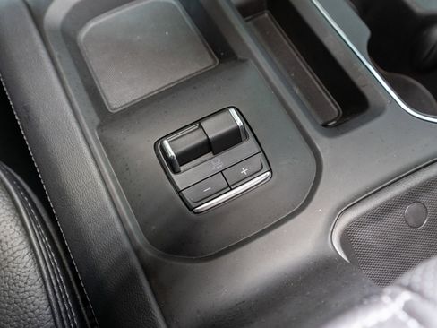 Used 2026 GMC Sierra 2500 Denali w/ Denali Reserve Package image 29